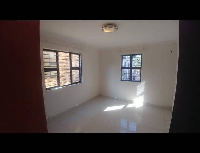 3 BEDROOM PROPERTY TO RENT IN OVERPORT